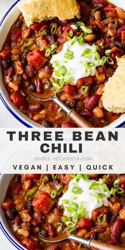 Three Bean Chili Recipe, Tempeh Chili, Simple Veganista, Chili Food, Three Bean Chili, Bean Chili Recipe, Hearty Chili, Best Chili Recipe, Chili Recipe Crockpot