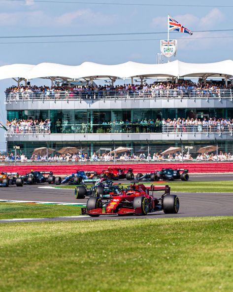 Charles Leclerc Lewis Hamilton, Silverstone F1, F1 Wallpaper Hd, Grand Prix Racing, British Grand Prix, Racing Circuit, 1% Wallpaper, Scuderia Ferrari, F1 Racing