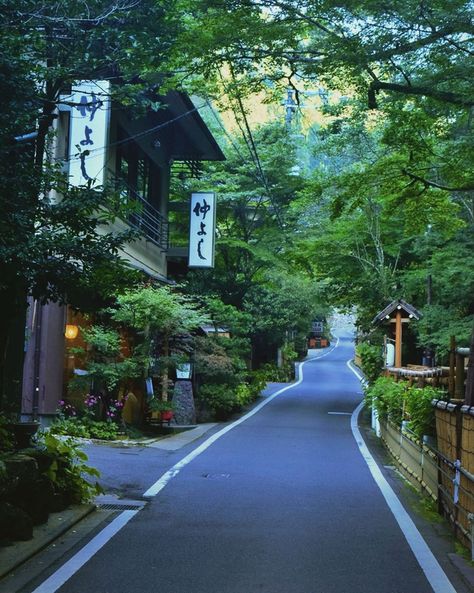 Japan Astethic, Rural Japan Aesthetic, 80s Japan Aesthetic, 80s Japan, Japanese Town, Japan Kyoto, Football Lover, Go To Japan, Early In The Morning