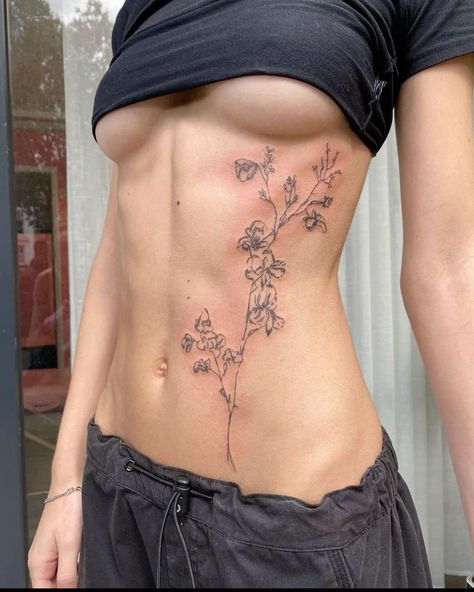 Different Types Of Tattoos Style, Dr Tattoo, Aesthetic Tattoo Ideas, 16 Tattoo, Waist Tattoos, 20 Aesthetic, Funky Tattoos, Tattoo Graphic, Stomach Tattoos