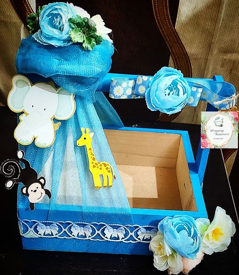 Baby boy hamper box Toys Decoration Ideas, Baby Boy Hamper Ideas, Packing Idea, Baby Boy Hamper, Baby Boy Gift Baskets, Baby Hampers, Congratulations Banner, Hamper Box, Gifts Wrapping