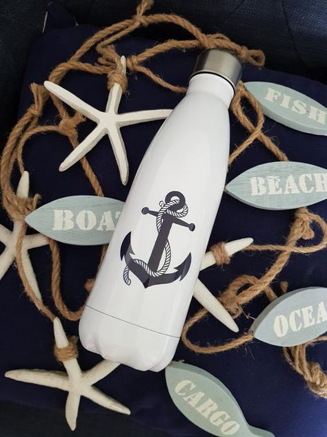 Check out this item in my Etsy shop https://www.etsy.com/uk/listing/715971297/nautical-drinks-bottle Travel Water Bottle, Drinks Bottle, Nautical Gifts, Personalized Bottles, Reusable Bottle, Compass Rose, Thermos Bottle, Eco Friendly Gifts, Plastic Bottles