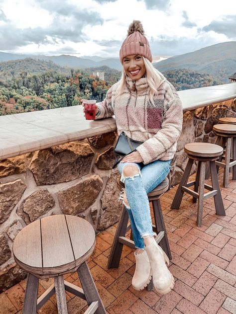 Chelsea Boots // Gatlinburg, TN Nashville Honeymoon Outfits, Tennessee Trip Outfits, Outfit Ideas For Gatlinburg, Gatlinburg Tennessee Winery, Pigeon Forge Outfits Winter, Gatlinburg Winter Outfits, Outfits For Gatlinburg Tn Winter, Gatlinburg Tennessee Winter Outfits, Gatlinburg Tn Outfits