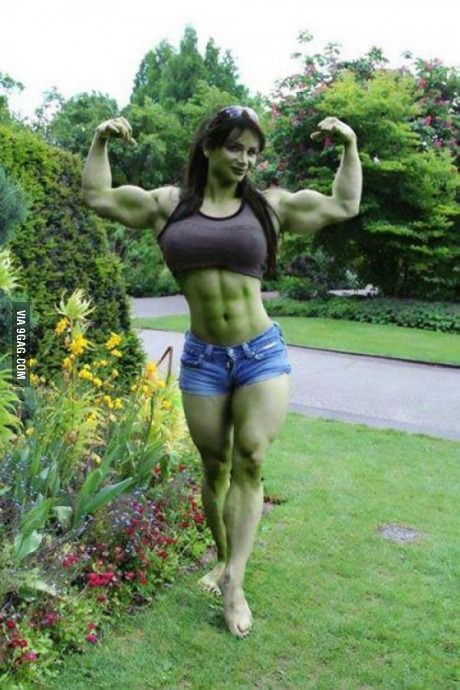 She-Hulk Female Hulk, She Hulk Cosplay, Batman Christian Bale, Female Pose, Marvel Cosplay, Superhero Comics, 웃긴 사진, Amazing Cosplay, Comics Girl