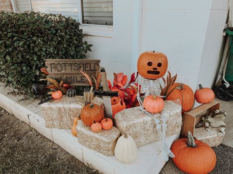 Otgw Decorations, Otgw Decor, Over The Garden Wall Halloween Decorations, Over The Garden Wall Party Decor, Over The Garden Wall Halloween Decor, Over The Garden Wall Decorations, Otgw Party, Over The Garden Wall Halloween, Pottsfield Pumpkin