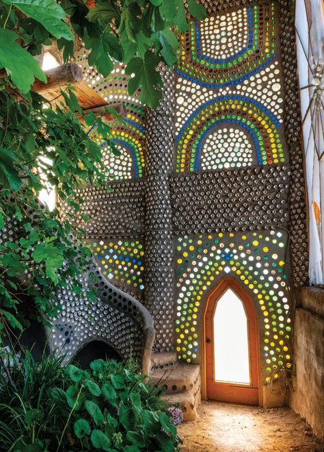 Super natural: Photographer Victoria Sambunaris captures the otherworldly landscape of New Mexico’s Earthship community — Wallpaper* Appalachian House, Earthship Community, Community Wallpaper, Earthship Design, Earth Ships, Strawbale House, Earth Ship, Inspiring Architecture, Colored Glass Bottles