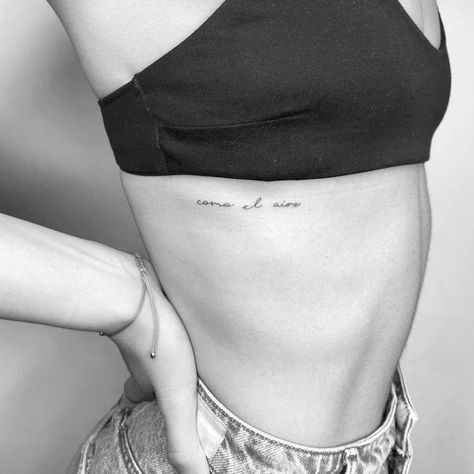 Quotes Rib Tattoo, Script Tattoo On Ribs Women, Text Tattoo Side Rib Women, Side Cursive Tattoo, Rib Tattoo Words Lettering, Lettering Tattoo Placement Women, Text On Ribs Tattoo, One Word Rib Tattoo, Words Rib Tattoo