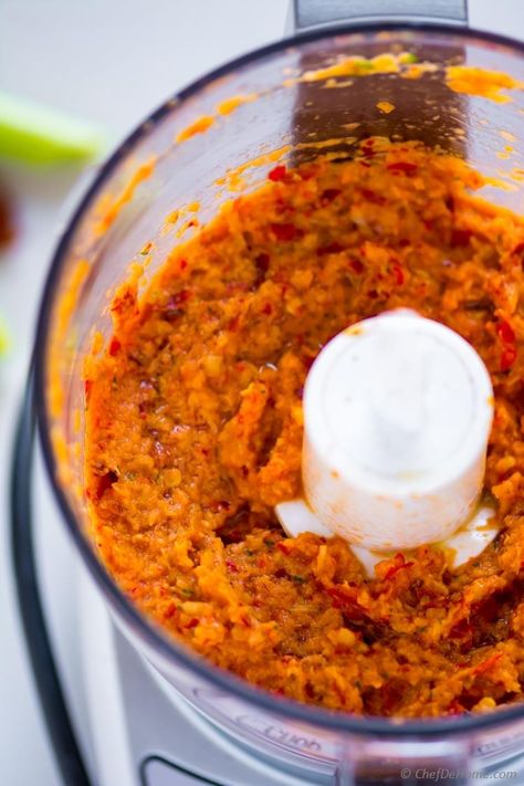 Thai Paste Recipe, Thai Red Curry Paste Recipe, Red Curry Paste Recipe, Vegetarian Red Curry, Curry Paste Recipe, Red Curry Recipe, Thai Red Curry Paste, Homestead Recipes, Thai Curry Paste