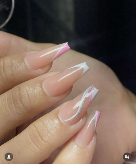 Nails Bailarina, Circle Drawing, Hello Kit, Nail Decorations, Glow Up?, Nails Inspiration, Nail Inspo, Acrylic Nails, Nail Designs