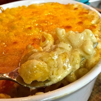 Family Recipe for over Forty Years 6 Cheese Mac And Cheese, Darius Cooks, Recipe With Sour Cream, Mac And Cheese Recipe Soul Food, Macaroni And Cheese Casserole, Baked Mac And Cheese Recipe, Macaroni Cheese Recipes, Macaroni Recipes, Sour Cream Recipes