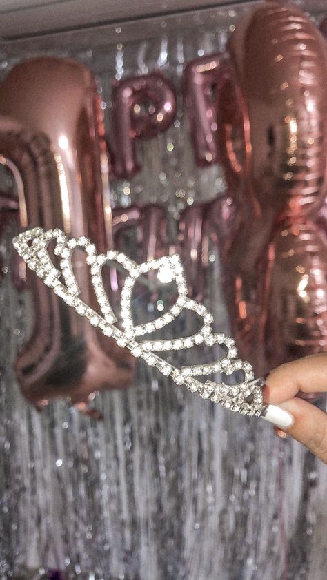 Bday Crown Aesthetic, Sweet 16 Birthday Crown, 18th Birthday Jewelry Ideas, Tiara For Birthday, Glitter Birthday Decorations, 18th Birthday Tiara, 18th Birthday Crown, Pink Birthday Crown, Fifteenth Birthday Ideas