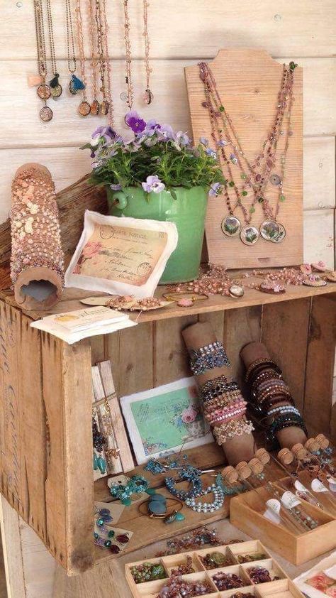 Jewelry Booth Set Up, Farmers Market Jewelry Display, Boho Booth Display, Bracelet Displays For Craft Shows, Jewelry Vendor Booth, Jewellery Stall, Jewelry Vendor Display, Boho Jewelry Display, Jewelry Display Booth