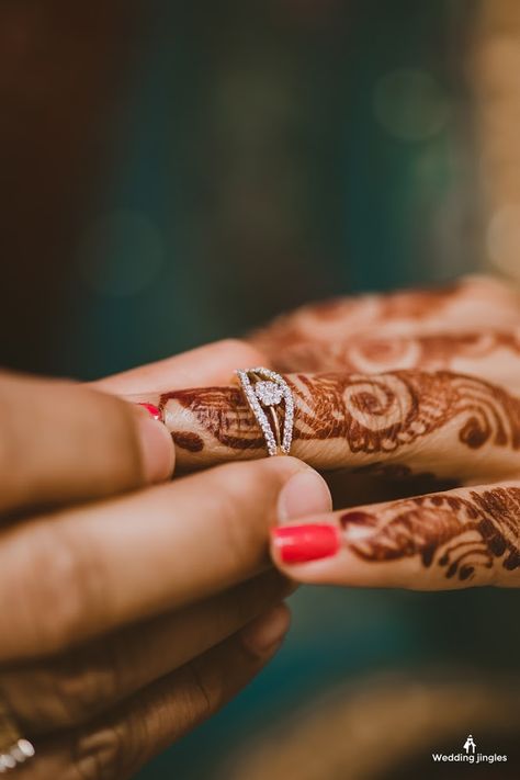 Photo #1 from Wedding Jingles "Srishti and Rahul" album Interesting Wedding Ideas, Engagement Ring Photoshoot, Indian Engagement Photos, Engagement Ring Photography, Ring Photoshoot, Indian Engagement, Engagement And Wedding Ring, Couple Ring Design, Ring Photography