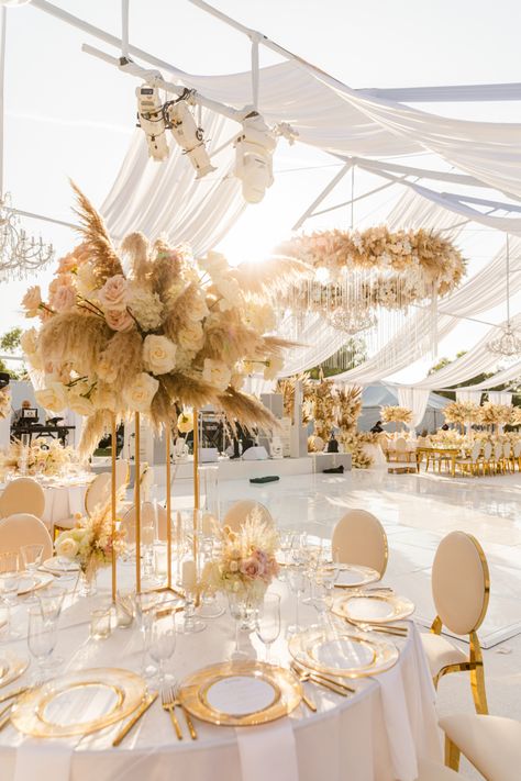 Orchids Centerpiece, Boheme Chic, Blush Gold, Chic Flowers, Table Set Up, Table Set, White Flowers, A Table, Orchids