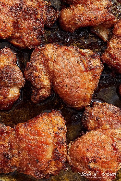 Fried Chicken Thighs Boneless, Fried Chicken Thigh Recipes, Pan Fried Chicken Thighs, Chicken Thighs In Oven, Cooking Fried Chicken, Braised Chicken Breast, Fried Chicken Legs, Chicken Breast Crockpot Recipes, Crispy Chicken Thighs