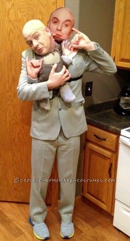 Funny Dr. Evil and Mini Me Illusion Costume Mini Me Costume, Dr Evil And Mini Me, Dr Evil Costume, Forrest Gump Halloween Costume, Jessie Halloween, Evil Costume, Illusion Costumes, Victorian Style Wedding Dress, Chicken Halloween