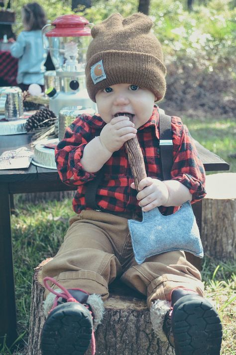 How about a cute little lumber jack this Halloween? Hats, Crochet Hats, Lumberjack Outfit, Baby Boy Birthday, Lumberjack, Boy Birthday, 1st Birthday, Birthday Party