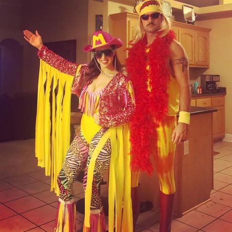 Couple's Costume 2017 Macho Man Randy Savage and Hulk Hogan Couples Costume Hill Family 80's costume Wrestling Hill Hogan Costume, Hulk Hogan Couples Costume, Wrestling Family Costumes, 90s Wrestlers Costumes, Family Wrestler Costumes, Wwe Family Costumes, Wwe Couples Costumes, Hulk Hogan And Macho Man Costume, Macho Man Randy Savage Costume