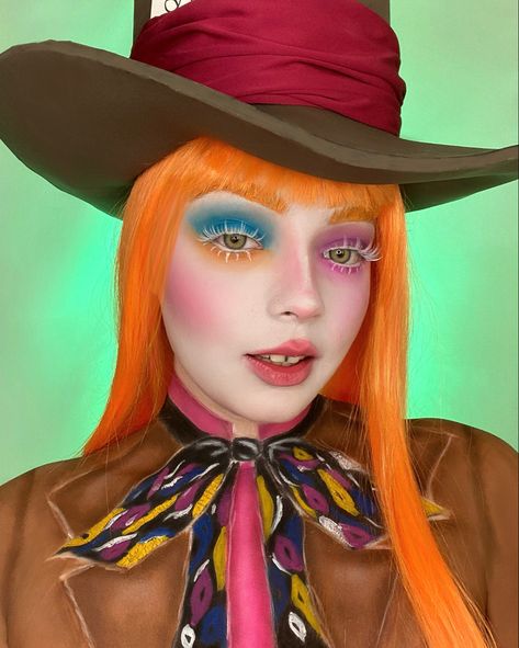 Max Hatter Makeup, Cute Mad Hatter Makeup, Mad Hatter Tea Party Makeup, Alice In Wonderland Makeup Mad Hatter, Mad Hatter Costume Makeup, Dark Mad Hatter Makeup, Mad Hatter Face Makeup, Caterpillar Makeup Alice In Wonderland, The Mad Hatter Makeup