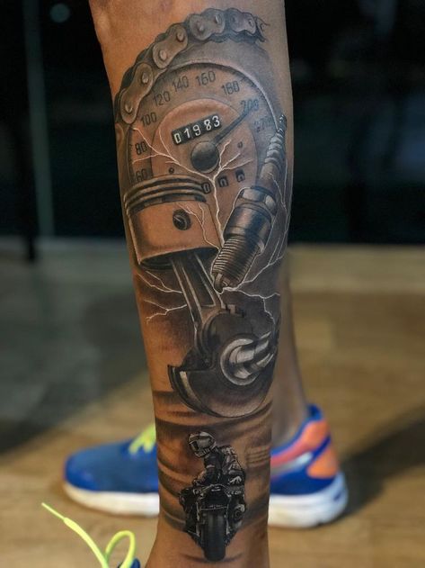 Tatoo moto perna | Tatuagens de carros, Tatuagem motocross, Tattoo de moto Motocross Tattoo, Tattoo Bike, Piston Tattoo, Clock Tattoo Sleeve, Natur Tattoo Arm, Biomech Tattoo, Engine Tattoo, Gear Tattoo, Harley Tattoos