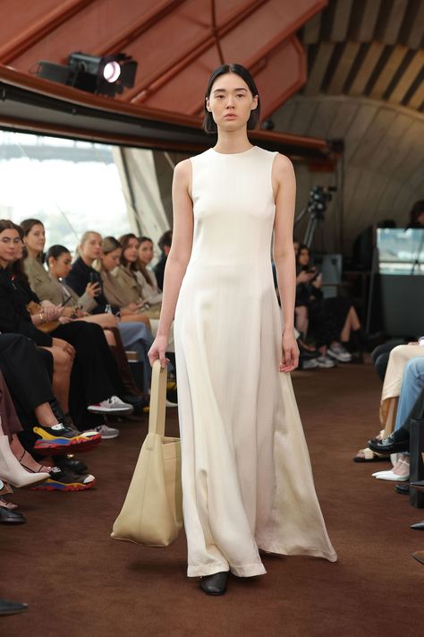 Esse Australia Resort 2023 Collection | Vogue Resort 2023 Fashion, Clothing Keepsake, Resort 2023, Fashion Week Runway, 2023 Collection, Maxi Tank Dress, 2023 Fashion, Asymmetrical Tops, Runway Collection