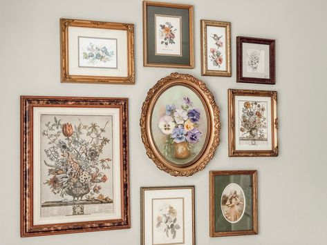 Rooms Decoration, Photowall Ideas, Farmhouse Gallery Wall, Deco Baroque, Vintage Gallery Wall, Frame Wall Collage, Diy Gallery Wall, Vintage Framed Art, Vintage Gallery