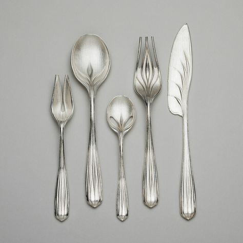 Art Deco Silverware, David Hilliard, Flatware Design, Silver Flatware, Forks And Spoons, Art Institute Of Chicago, Flatware Set, Design Case, Flatware