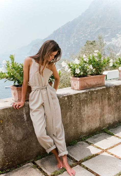 Outfit Verano, Linen Fashion, Looks Party, Easy Style, Elegante Casual, Spring Summer Outfits, Street Styles, Resort Wear, Spring Summer Fashion