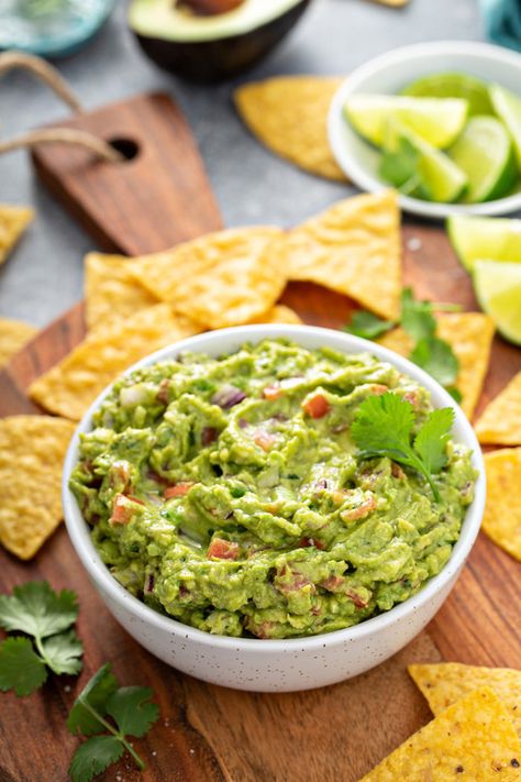 Spicy Guacamole Recipe Spicy Guacamole Recipe, Guacamole Dip Recipes, Guacamole Recipes, Spicy Guacamole, Guacamole Recipe Easy, Guacamole Dip, Best Guacamole Recipe, How To Make Guacamole, Guacamole Recipe