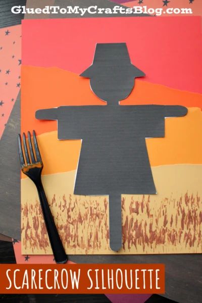 Scarecrows For Preschoolers, Scarecrow Activity Preschool, Scarecrow Theme Preschool Activities, Pre K Scarecrow Craft, Scarecrow Dramatic Play Preschool, Autumn Silhouette Art, Scarecrow Projects Preschool, Halloween Story And Craft, Scarecrow Preschool Art