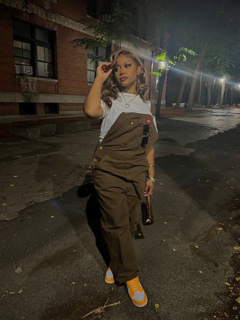 Overalls Outfit Baddie, Dickie Overalls Outfit, Dickies Outfits Black Women, Overalls Black Women, Brown Dickies Overalls Outfit, Overall Outfit Black Women, Overalls Outfit Dickies, Dickies Overalls Outfits Women, Dickies Coveralls Outfit