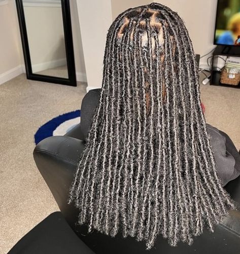 Mid Back Distressed Locs, Mid Length Soft Locs, Faux Locs Mid Back Length, Soft Locs Mid Back, Mid Back Soft Locs, Soft Locs Medium, Faux Locs Medium Length, Mid Back Faux Locs, Soft Locs Medium Length