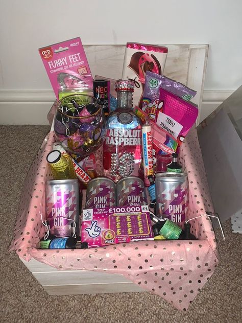 Gifts For Boyfriend 18th Birthday, 18th Present Ideas, 21st Birthday Hamper, 18th Birthday Hamper, Boyfriend 18th Birthday, Sweet 16 Present Ideas, 16 Birthday Present Ideas, 18th Birthday Gifts For Best Friend, Diy 21st Birthday Gifts