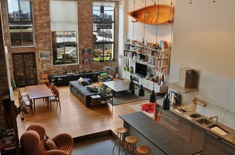 living room layouts Williamsburg Brooklyn Apartment, Industrial Pub, New Yorker Loft, Nyc Loft, Brooklyn Apartment, Loft Stil, 아파트 인테리어, Loft Living, Loft Design