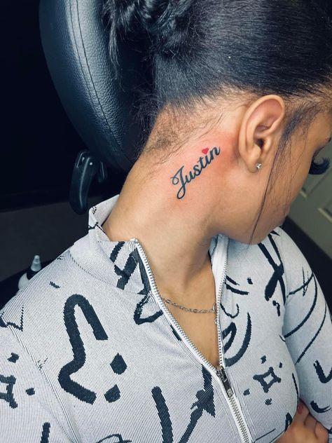 Name On Side Of Face Tattoo, Women Name Tattoos, Name Tattoos For Son, Justin Name Tattoos, Name Tattoo On Neck For Women, Justin Tattoo Name, Ear Name Tattoos, Neck Tattoos Black Man, Ear Tattoo Name