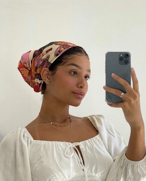 Braids Headwrap, Headwrap Outfit, Headwraps For Natural Hair, Scarfs Ideas, Headwrap Styles, Braided Headwrap, Headwrap Hairstyles, Summer Hairstyles For Black Women, Hair Inspired