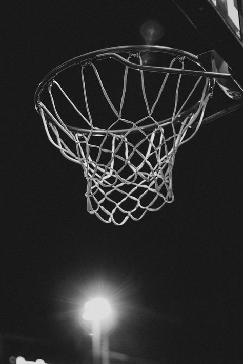 gray basketball ring basketball ring #bw #net #basketball #5K #wallpaper #hdwallpaper #desktop Wallpaper Iphone Basketball, Basketball Images, Sport Wallpaper, Cool Basketball Wallpapers, Basketball Ring, Basketball Background, Bola Basket, Wallpapers Android, Basketball Wallpaper