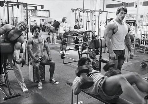 Arnold at Gold's Gym Old School Bodybuilding, Classic Bodybuilding, Arnold Schwarzenegger Bodybuilding, Schwarzenegger Bodybuilding, Mr Universe, Gold's Gym, Pumping Iron, Mr Olympia, Bodybuilding Motivation