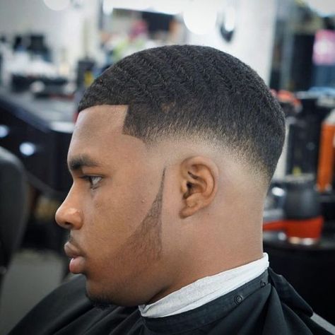 Batman Haircut, Low Fade Haircut Men's, African American Haircuts, Black Man Haircut Fade, Bart Styles, 2pac Shakur, Waves Hairstyle Men, Fade Haircut Styles, Black Boys Haircuts