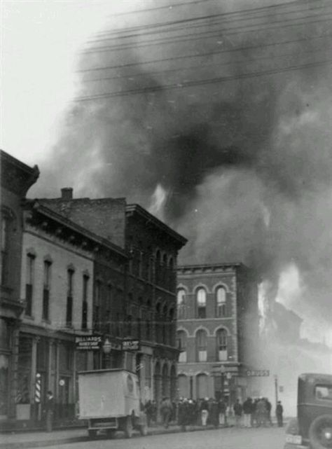 Goodman's fire 1933 Crawfordsville in Crawfordsville Indiana, Small Town America, Fire Equipment, Montgomery County, Best Places To Live, Fire Station, Tupperware, Small Towns, Athens