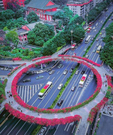 Urban Design Architecture, Urban Design Plan, Urban Landscape Design, Beautiful Roads, Kampot, Pedestrian Bridge, Bridge Design, Guangzhou China, Street Design