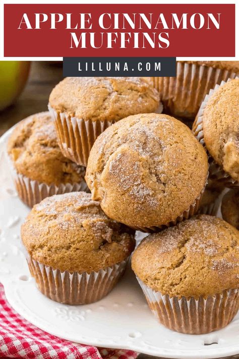 Apple cinnamon muffins are moist and tender with chunks of apples and a deliciously sweet cinnamon sugar topping! #applecinnamonmuffins #applemuffins #applecinnamon #muffins #healthymuffins Cinnamon Muffins Easy, Apple Cinnamon Muffins, Cinnamon Muffins, Savory Herb, Apple Muffins, Healthy Muffins, Easy Delicious Recipes, Apple Cinnamon, Mini Muffins