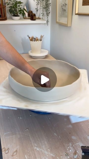 Mine Burgess on Instagram: "Hey everyone! Here’s a look at how I’m making a handmade ceramic coil baking dish.🍰👐 Hope you enjoy watching the process!  #ceramicsofinstagram #ceramicdesign #ceramiclife #ceramiclove #ceramicsart #modernceramics #ceramiclicious #ceramicsmagazine #handbuiltceramics #functionalceramics #ceramiclovers #ceramicsstudio #stonewareceramics #handmadeceramic #contemporaryceramics #ceramicstudio #ceramicart #claylove #claycreations #claylife #claycraft #claymore #claystudio #clayart #potterymaking #functionalpottery #claywork #potteryvideos #handmadepottery #seramik" Handmade Ceramic Salt Cellar, Hand Built Ceramic Plates, Hand Made Ceramics, Ceramic Dishes Handmade, Useful Ceramics Ideas, Pottery Bowl Ideas, Coil Ceramics, Ceramic Ideas Pottery, Ceramic Bowls Handmade