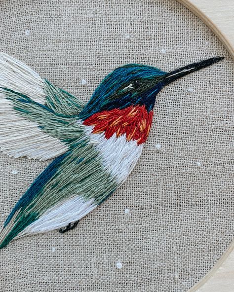 #embroiderykit available with long/short stitch techniques and french knot stitches. He's SO cute!! #hummingbirdembroidery #birdembroidery Hummingbird Embroidery, Bird Diy, Diy Hand Embroidery, Crazy Quilts Patterns, Long And Short Stitch, Hand Embroidery Patterns Free, French Knot Embroidery, Hand Embroidery Kits, Diy Embroidery Kit