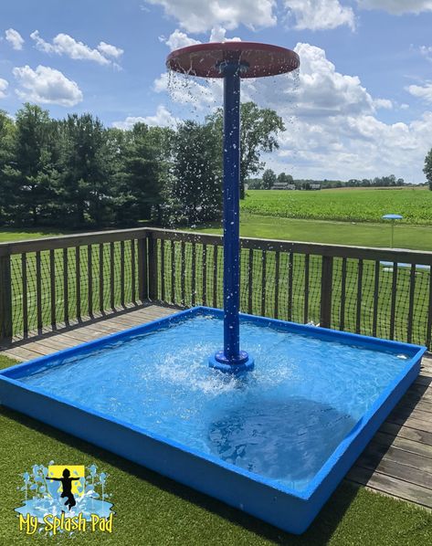 Dog Splash Pad Diy, Wading Pool Backyard, Kids Pool Ideas, Diy Splash Pad, Backyard Splash Pad, Homemade Pools, Backyard Water Parks, Kids Sprinkler, Swimming Pool Pond