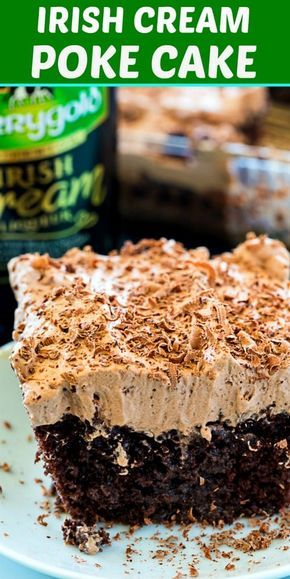 Irish Cream Poke Cake, Cream Poke Cake, Irish Desserts, Spicy Southern Kitchen, Irish Cooking, Baileys Recipes, Coconut Dessert, Potluck Desserts, St Patricks Day Food