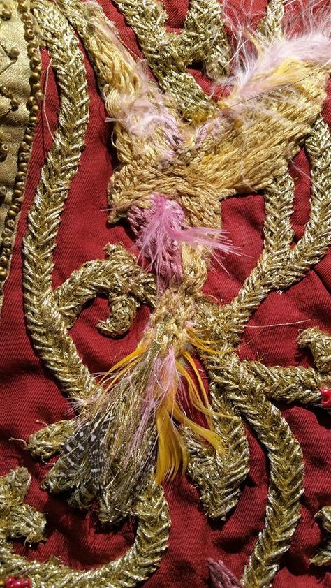 Cersei Lannister Cosplay, Game of Thrones, Embroidery, Cersei Red Dress, Cersei Costume Cersei Costume, Game Of Thrones Embroidery, Cersei Lannister Cosplay, Got Costumes, Game Of Thrones Costumes, Costume Making, Hiccup And Astrid, Cersei Lannister, Games Of Thrones