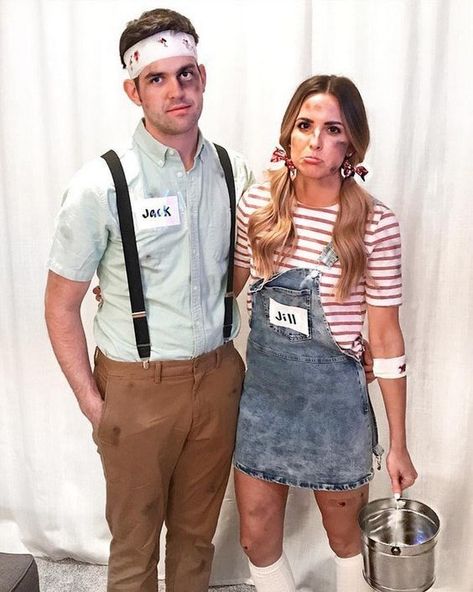 Sugar & Cloth: DIY Halloween Costumes for Couples. See all the couples costume ideas here! #costumes #couples #halloween #diy #adults #women #men Easy Diy Couples Costumes, Work Costumes, Last Minute Diy Costumes, Diy Fantasia, Easy Couples Costumes, Couples Costumes Creative, Meme Costume, Halloween Costumes Diy Couples, Bathroom Chandelier