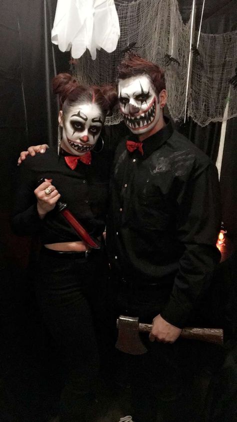 Men’s Costumes Ideas, Creepy Clown Couple Costume, Holloween Costume Ideas Couple Scary, Man Clown Costume, Scary Clown Couple Costumes, Killer Clown Couple Costume, Men Clown Makeup Halloween, Scary Couple Costume Ideas, Scary Clown Makeup Creepy Men