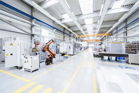 Tech partnerships help to drive the expansion of IIoT. #IoT #IIoT #Manufacturing #Tech #Partnership #Industrial #Sensors #Connectivity Factory Interior Design, Factory Plan, Tool Box Cabinet, Visual Management, Factory Interior, Shop Floor, Industrial Office Design, Aviation Technology, Garage Tool Organization